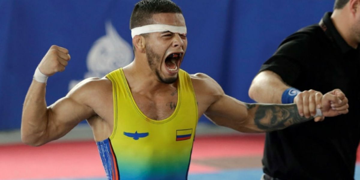 Prensa JJBB. Luchador Carlos Muñoz.