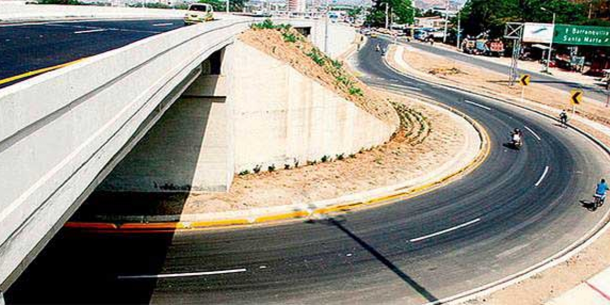 El Informador. La obra avanza en 99.7% en su alcance básico.