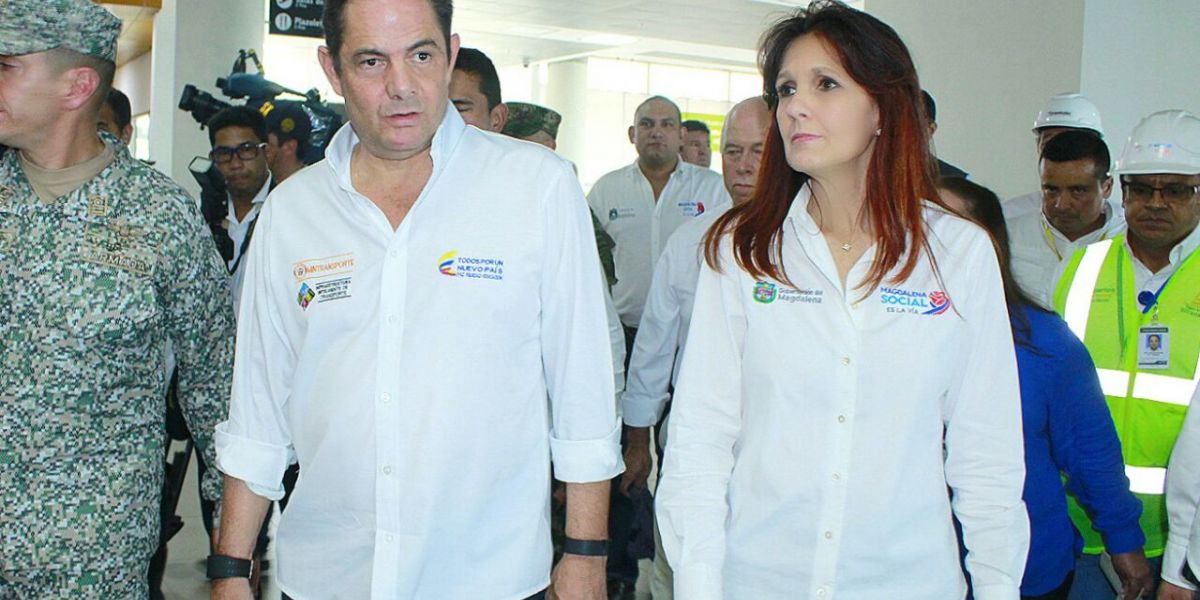 Archivo El vicepresidente Germán Vargas Lleras en compañía de la gobernadora Rosa Cotes de Zúñiga.