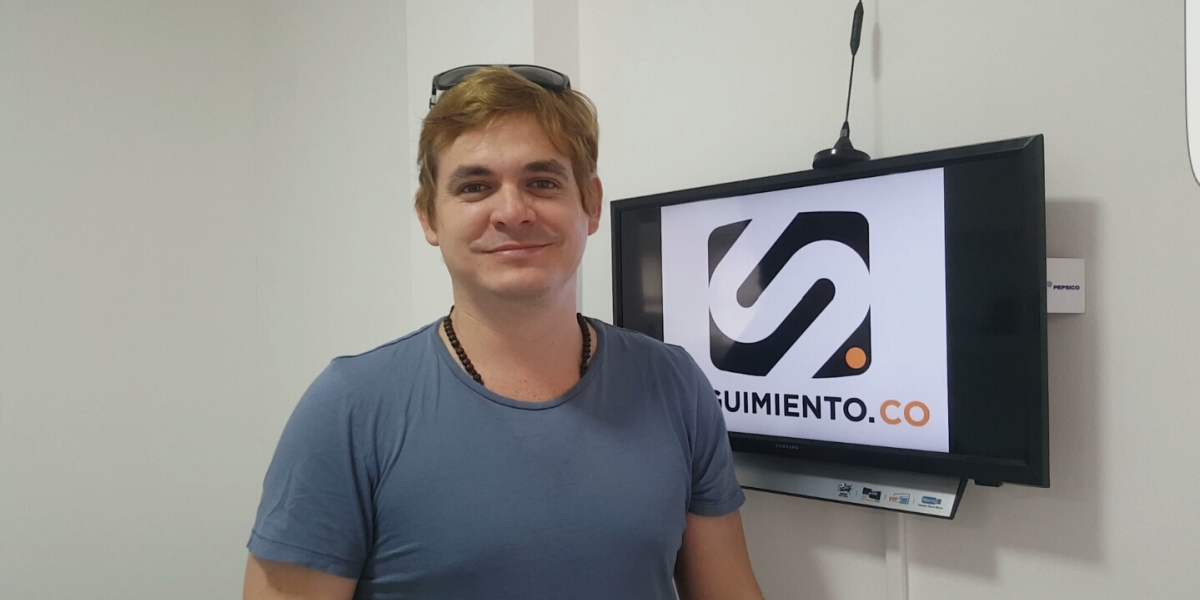 Foto: Seguimiento.co El cantante cartagenero, Jerau visitó Seguimeinto.co y contó detalles de su nuevo sencillo y su labor como de Pet Food Institute.