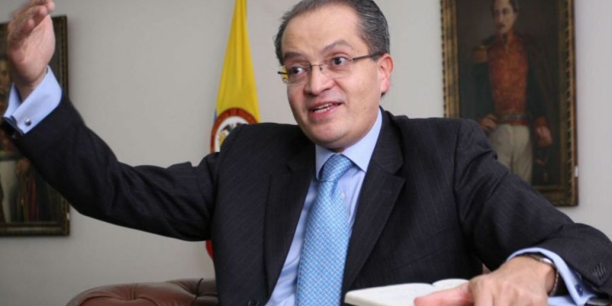 Procurador General Fernando Carrillo Flórez.
