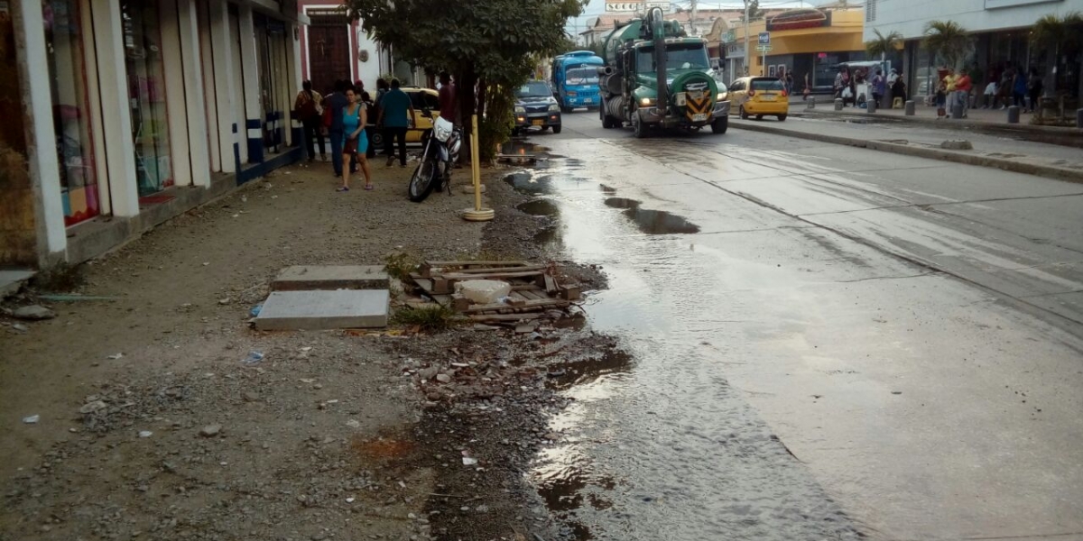 Seguimiento.co Las huellas de las aguas negras en Santa Marta.