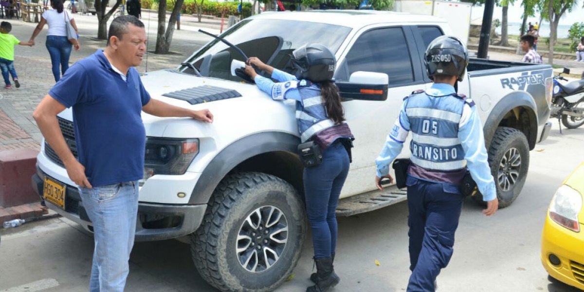Alcaldía de Santa Marta Operativos desarrollados por agentes de tránsito del Distrito.