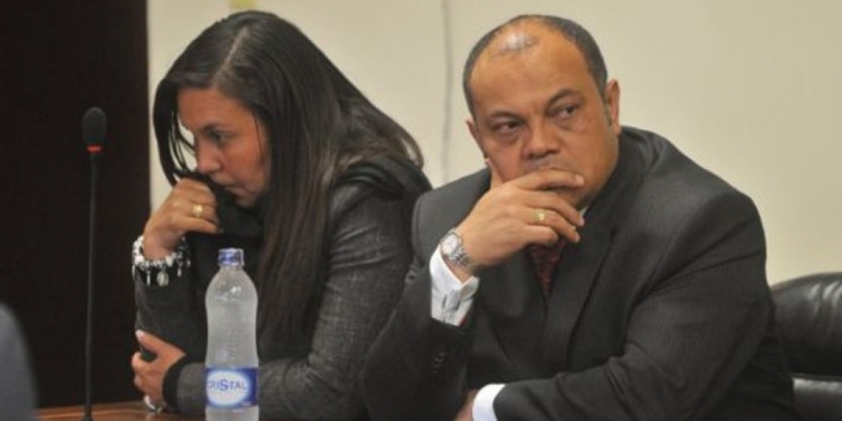 El Espectador. Oneida Escobar y Luis Colmenares.