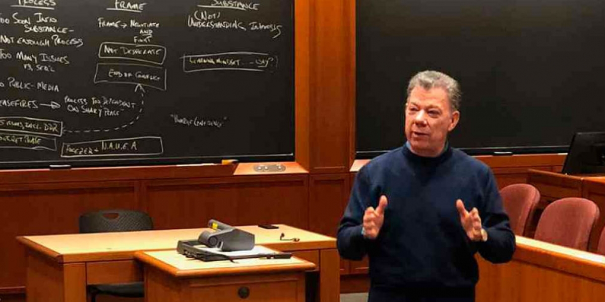 Revista Semana Juan Manuel Santos en Harvard