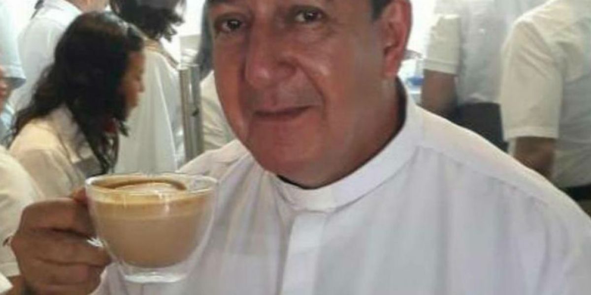 El Tiempo Ismael Torres Delgado, sacerdote de Minca.