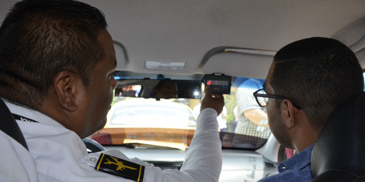 Alcaldía de Santa Marta. Hasta la fecha 37 conductores han sido bloqueados desde Movilidad por presentar varios reportes y proceso por la mala prestación del servicio.