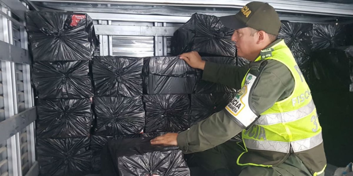 Prensa Policía Fiscal y Aduanera. A esta mercancía se le aplico la medida cautelar de aprehensión.