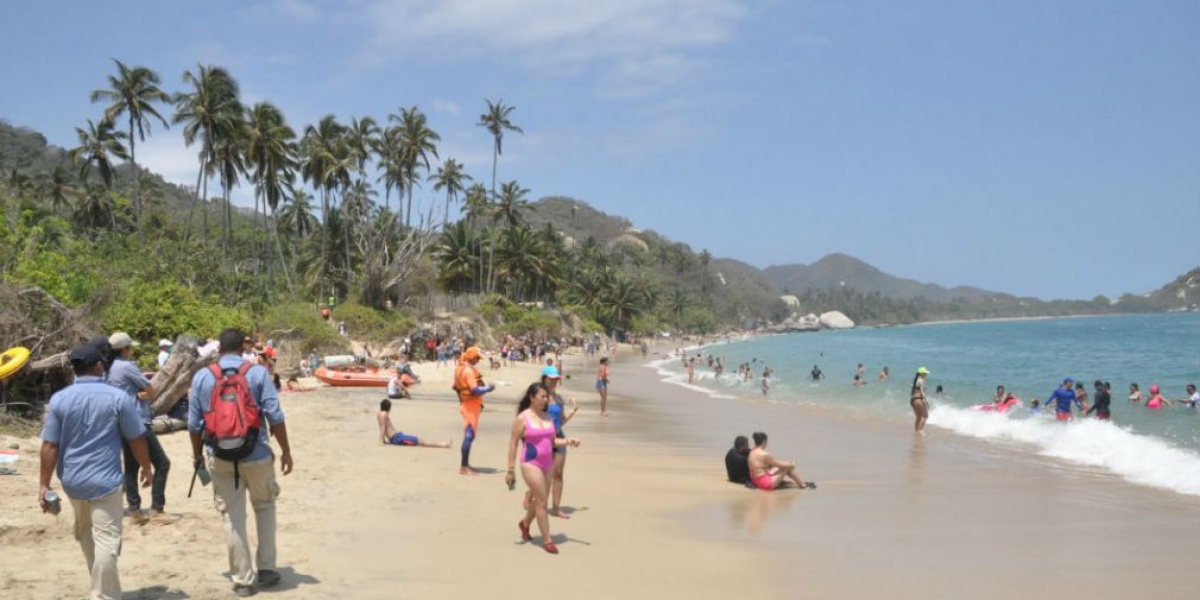 Parque Tayrona Miles de visitantes disfrutaron del mágico lugar.