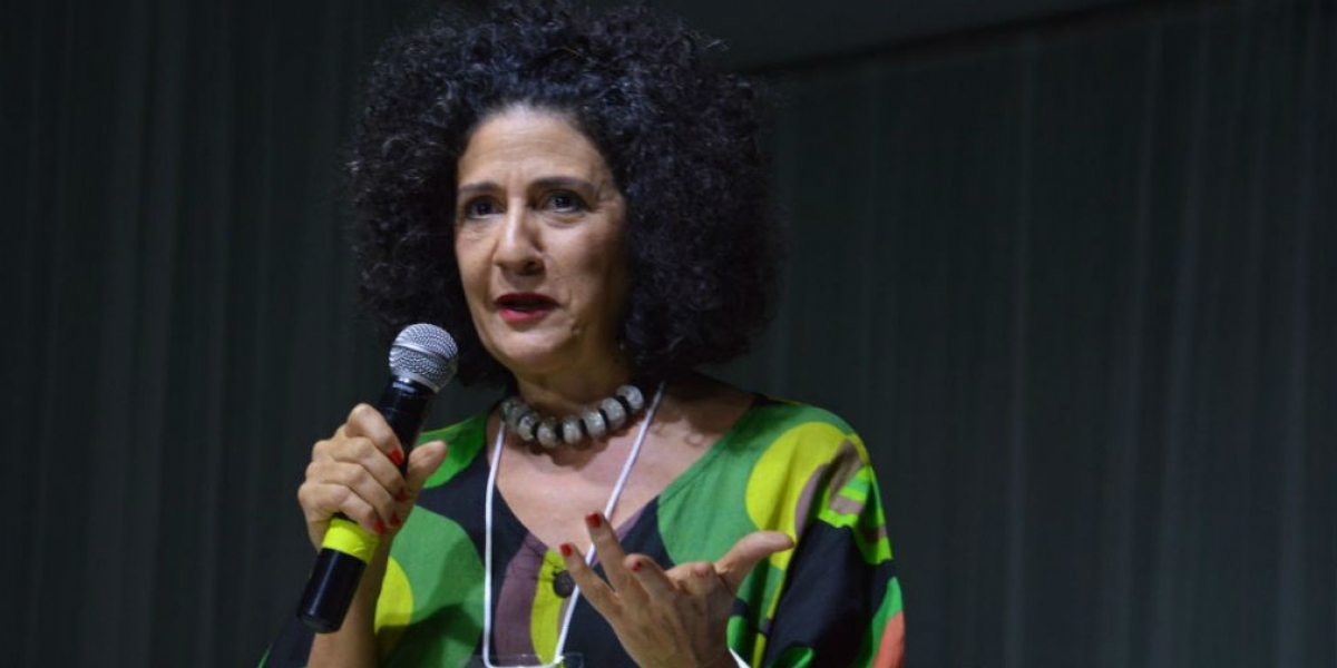 Oscar Mejía- Seguimiento.co Judy Hazbun, diseñadora Barranquillera.