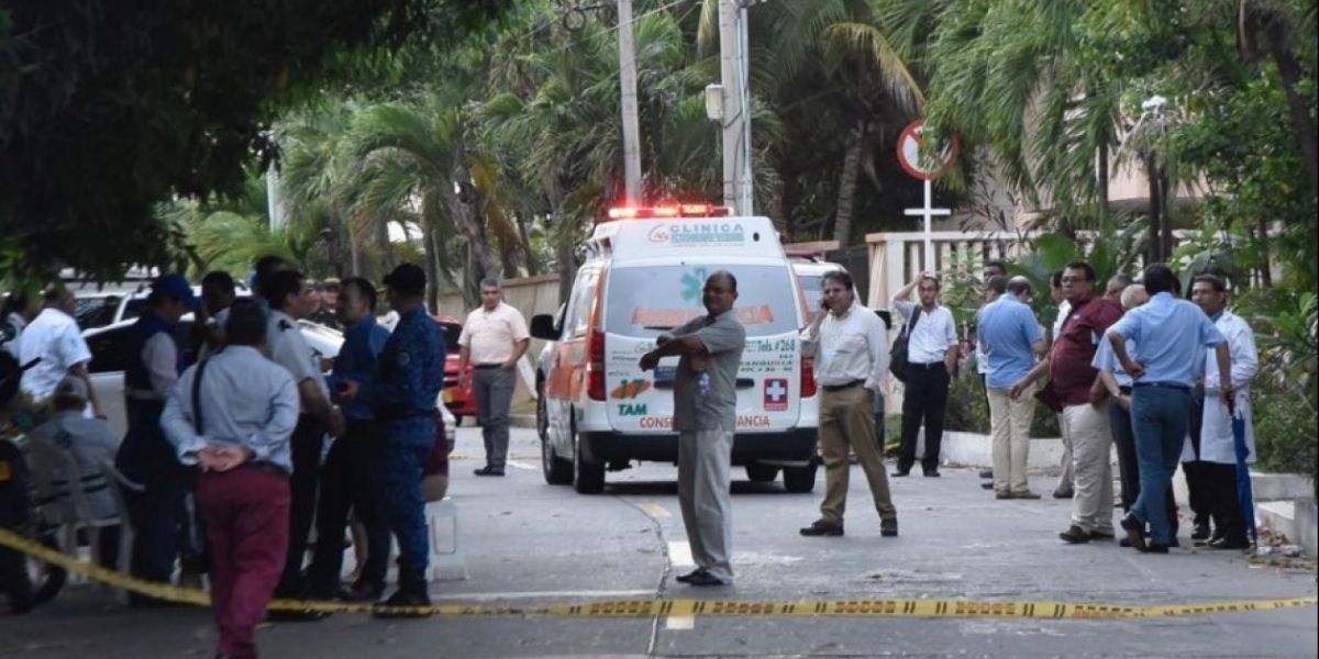 Zona Cero Foto del pasado 24 de abril cuando se suspendió la diligencia de desalojo de Enilce López.