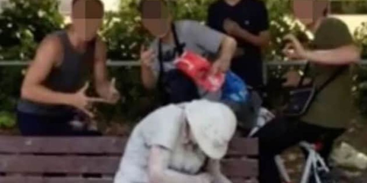 Facebook Ataque a mujer en condición de discapacidad.