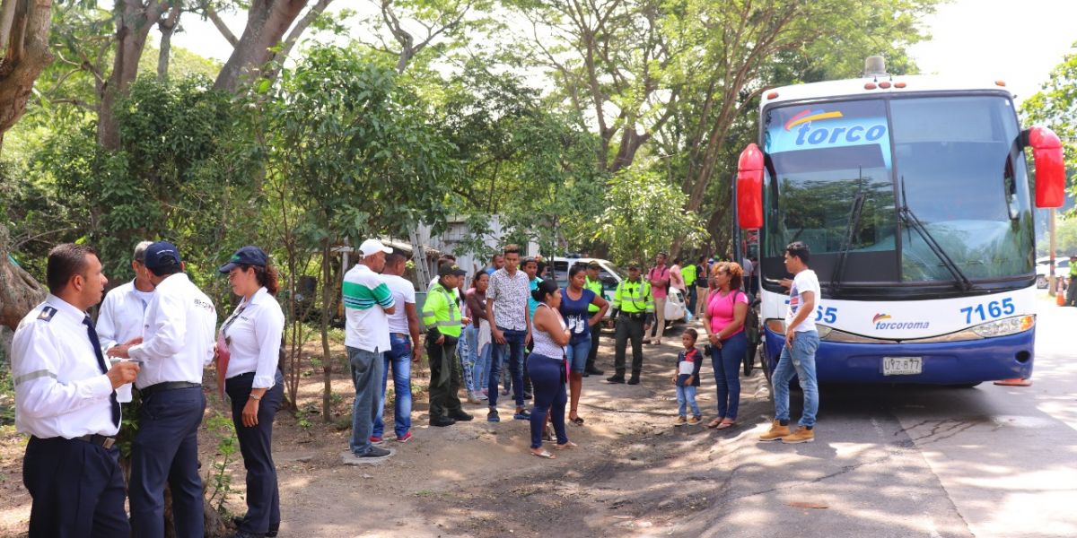 Prensa Alcaldía de Santa Marta. Refuerzan operativos de control migratorio a la entrada de la ciudad.