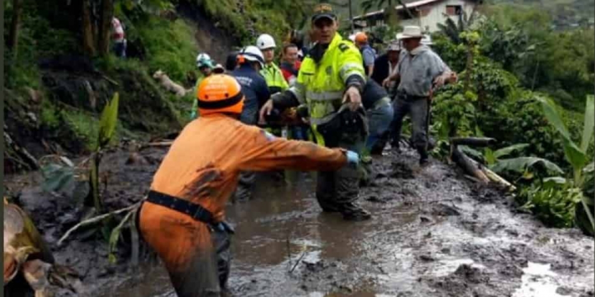 Policía de Caldas Angustiantes momentos de rescate