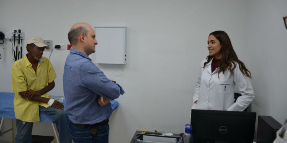 Alcaldía de Santa Marta El Viceministro de Salud estuvo en centros de salud de la ciudad.