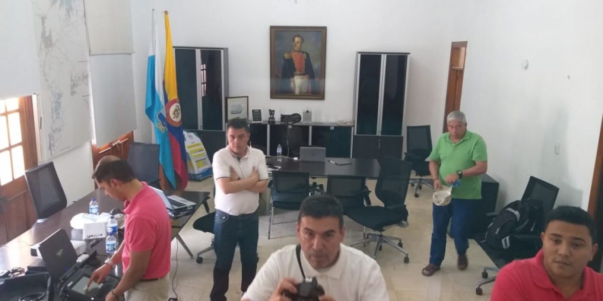 Los hechos se registraron el pasado sábado en el despacho del Alcalde. 