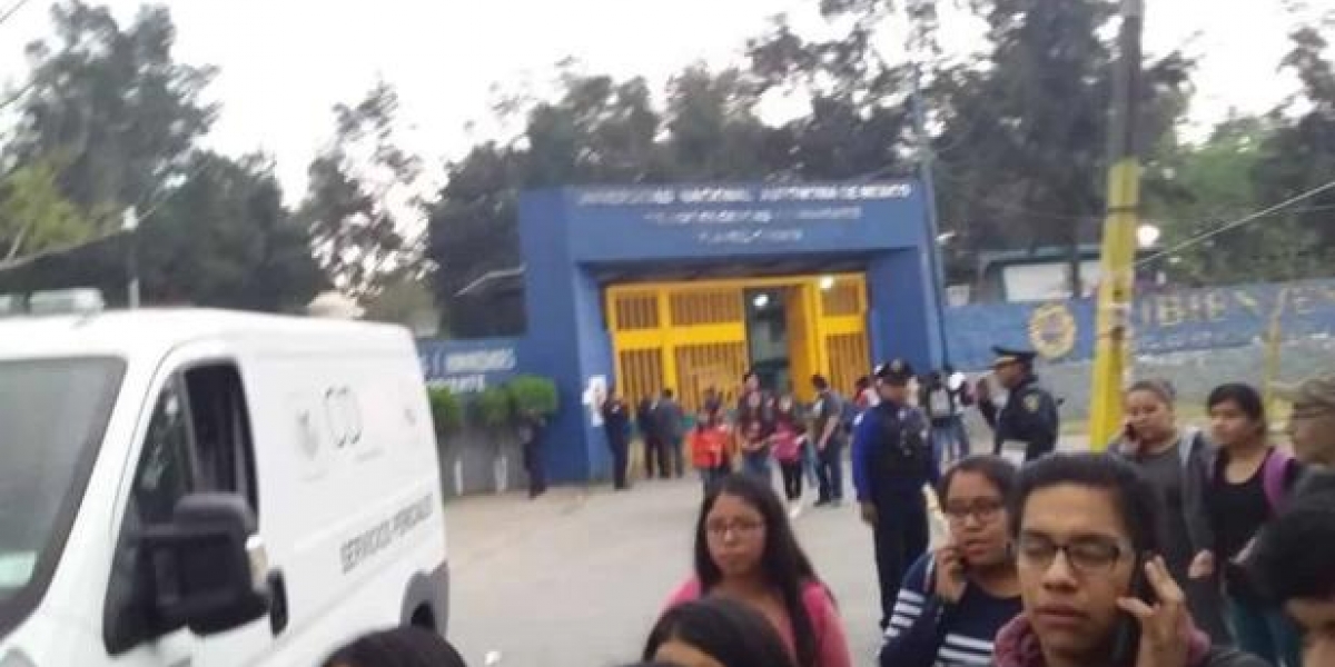 E-CONSULTA.COM Asesinan estudiante en plena Universidad
