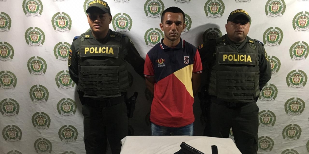 Policía del Magdalena Douglas Antonio Ramírez Ramírez, capturado por porte ilegal de arma