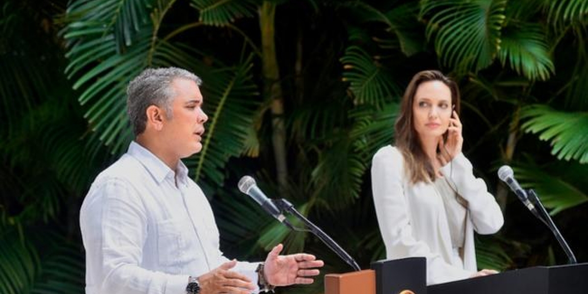 Presidencia Presidente de Colombia Iván Duque junto a Angelina Jolie
