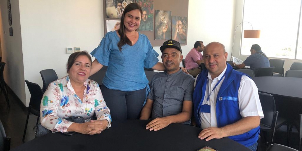 Cortesía De derecha a izquiera: Jair Diaz Granados, director de la Unidad para las víctimas; Odorico Gutiérrez, líder de la mesa departamental de víctimas