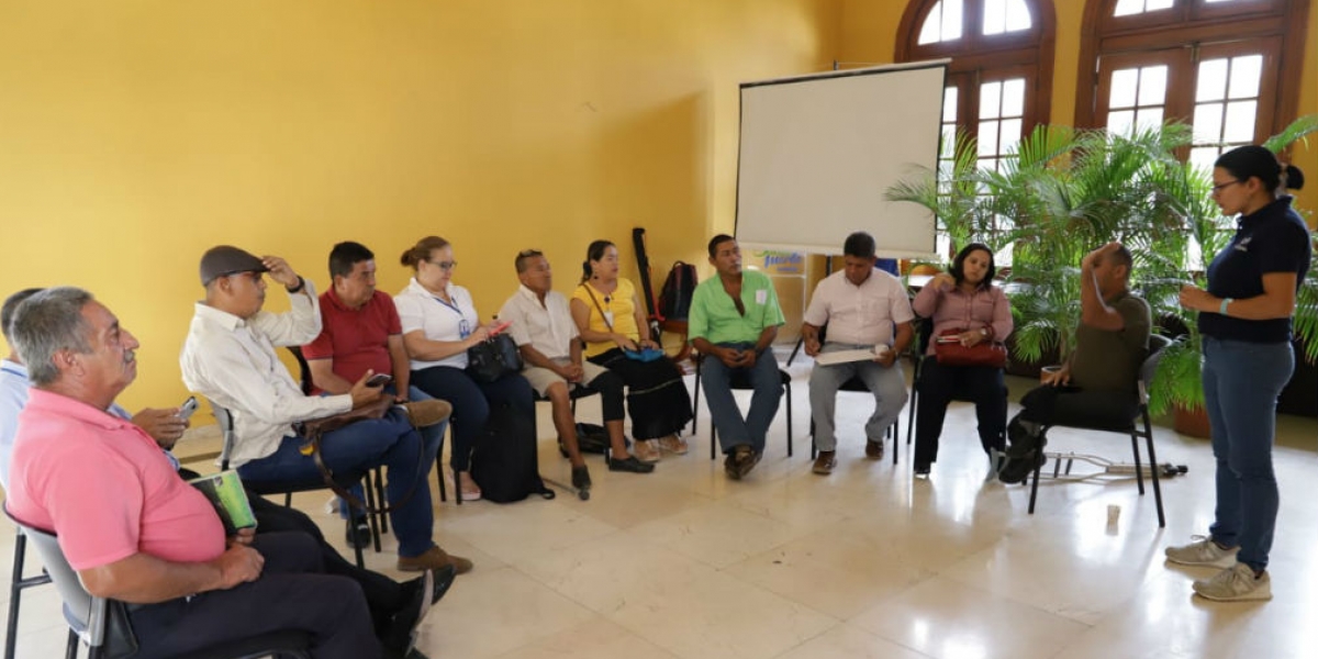 Alcaldía de Santa Marta Capacitación de alcaldes locales y ediles.