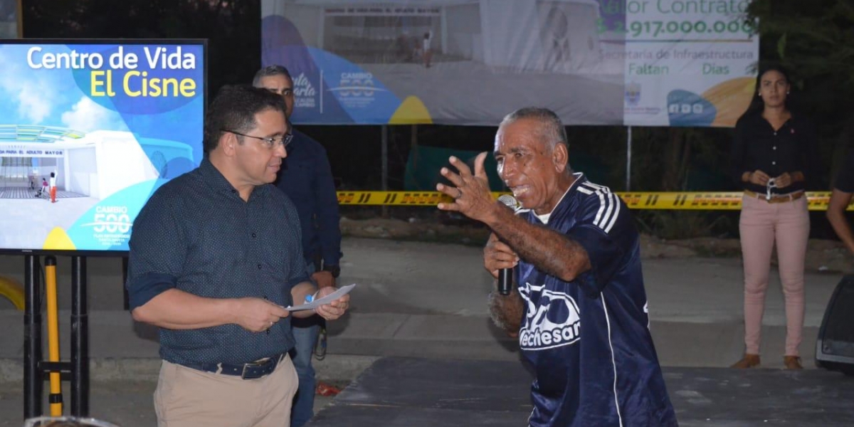 El alcalde de Santa Marta, Rafael Martínez, dio inicio a la obra del Centro de Vida para Adulto Mayor El Cisne