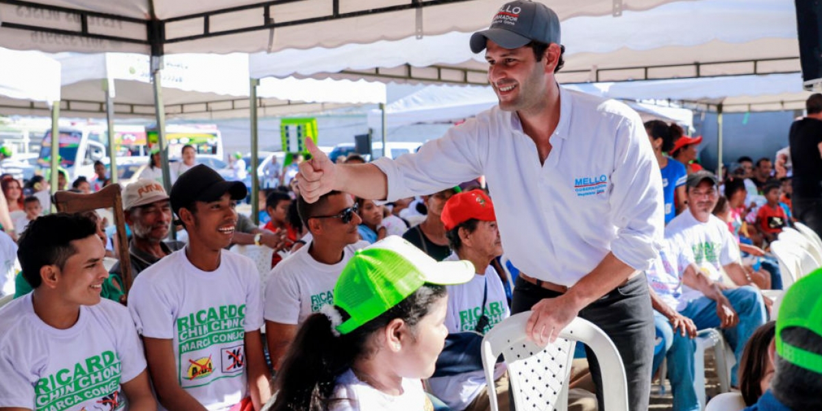 Cortesía El Mello se reunió con habitantes del corregimiento de Palermo y aspirantes al Concejo Municipal.
