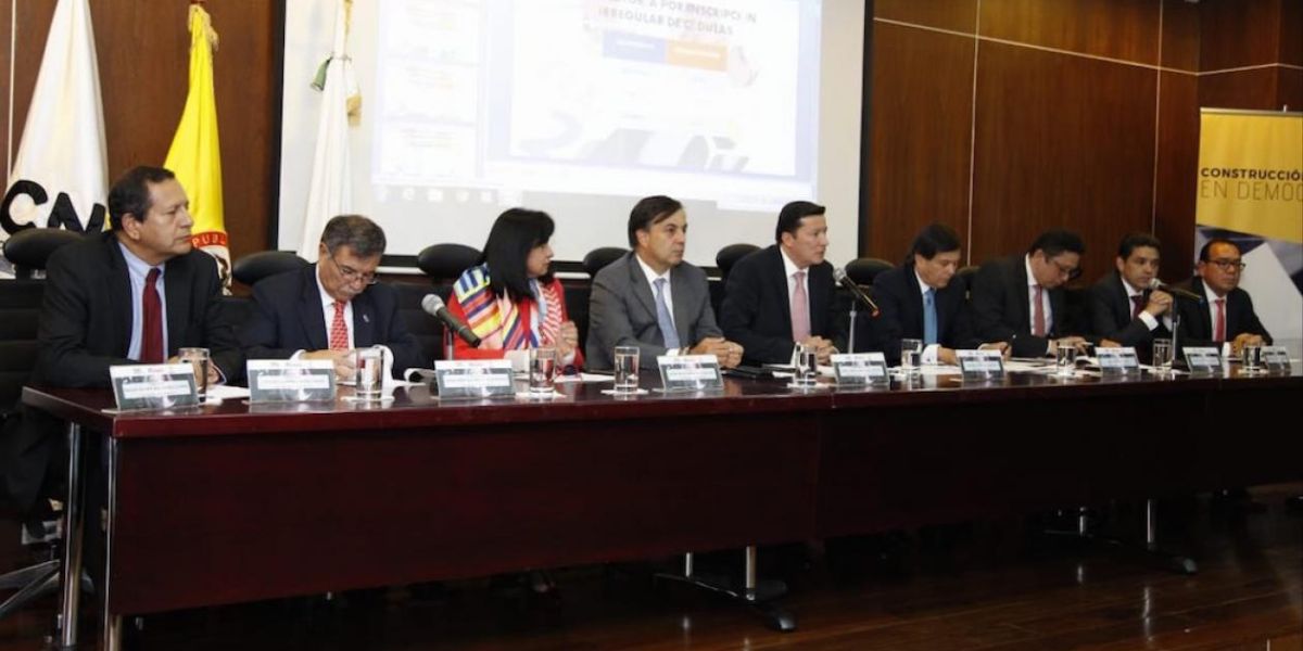 Rueda de prensa para dar a conocer los resultados de la investigación.