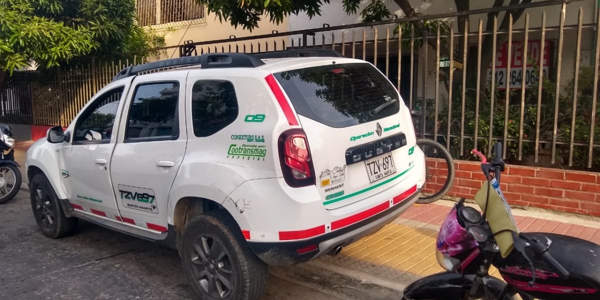 Este fue el vehículo con el que se chocó el ciclista.