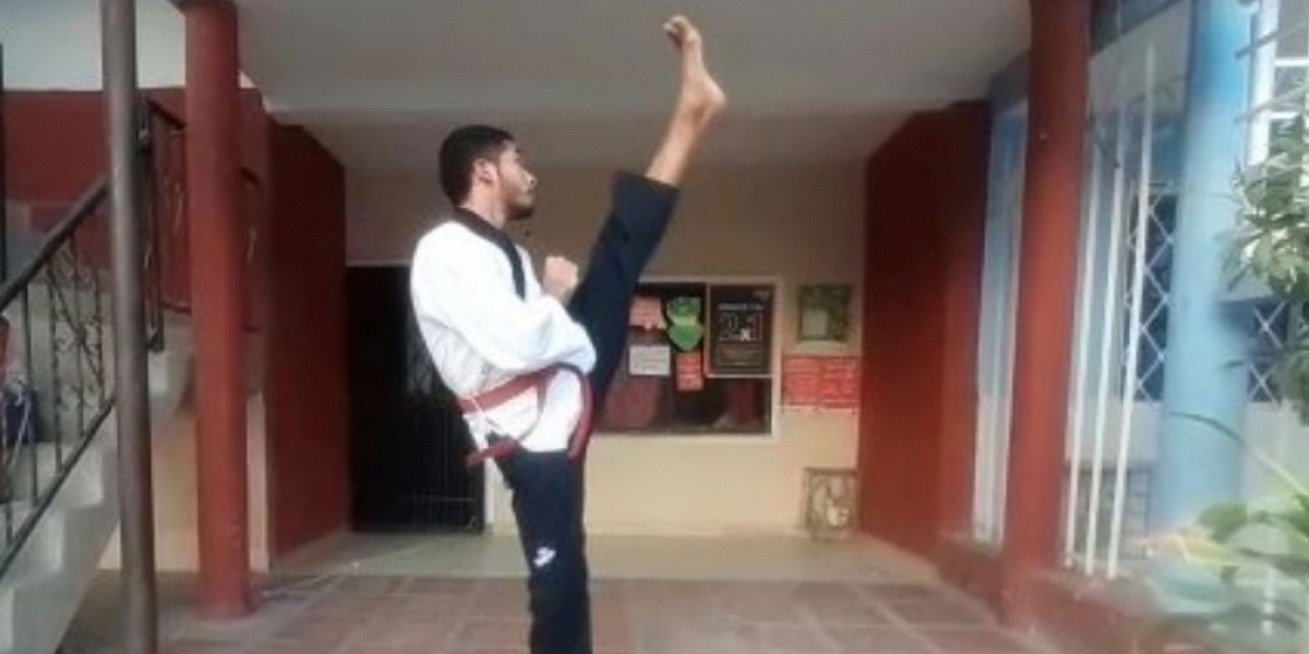 cortesía. Muestra de Poomsae.