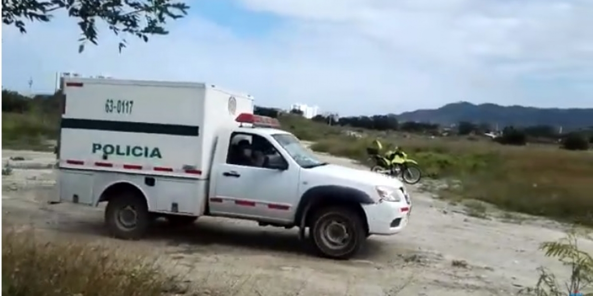 Captura de pantalla El levantamiento del cadáver en zona enmontada de Mamatoco.