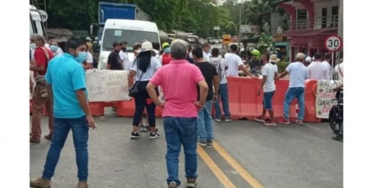 Cortesía. El bloqueo se efectuó desde tempranas horas.