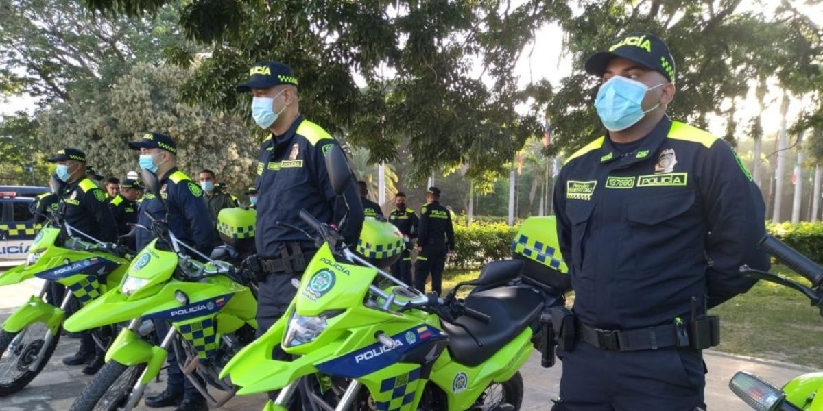 Archivo Más de mil hombres y mujeres policías ejecutaron planes de registro y control en los barrios y sectores de la ciudad