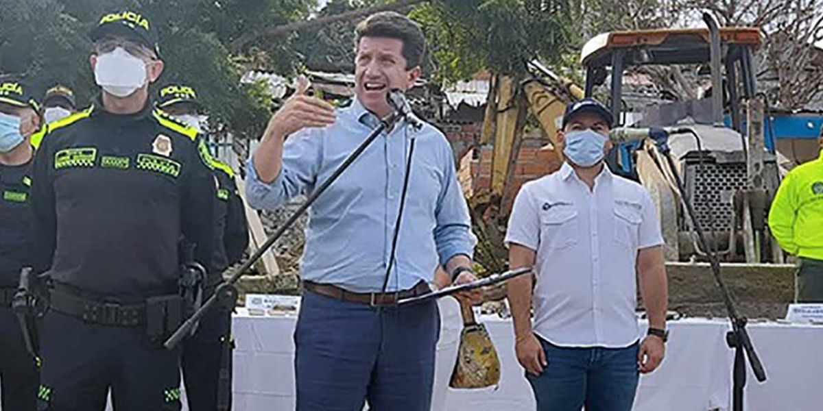 MinDefensa Gobierno y Policía lanzan el 'Plan 1.000'.