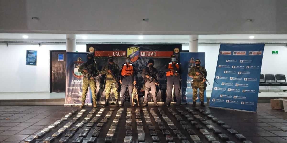 Armada Nacional. Durante la operación no se presentaron capturas y el material fue puesto a disposición de las autoridades competentes.