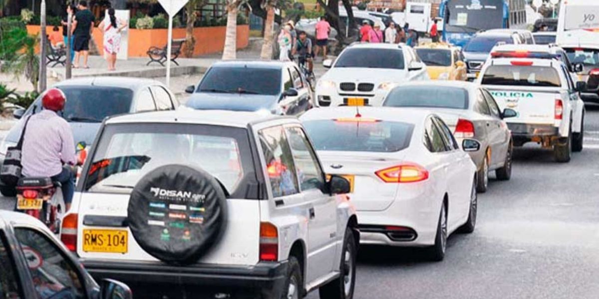 Seguimiento Caos vehicular en Santa Marta.