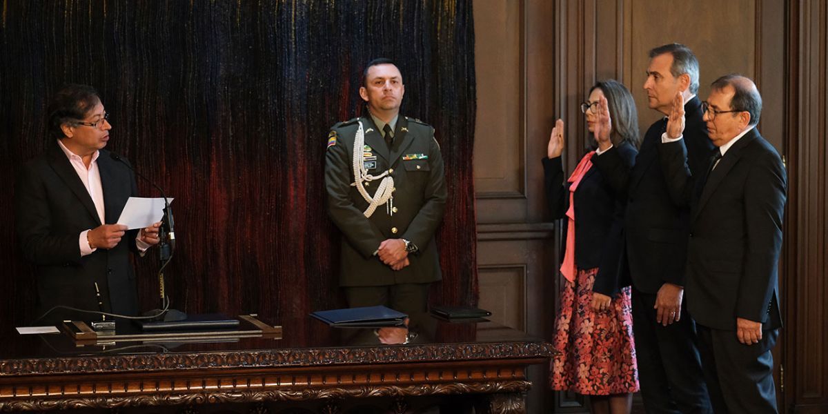 Presidencia posesión de embajadores