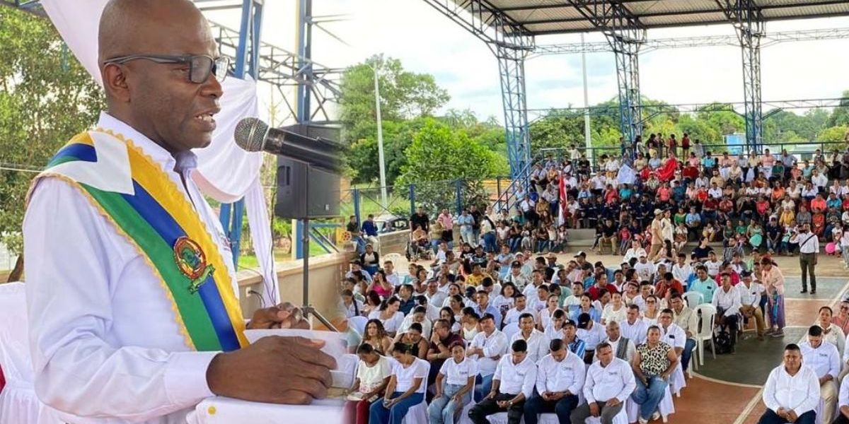 Julián Gallo Armel Caracas durante su posesión.