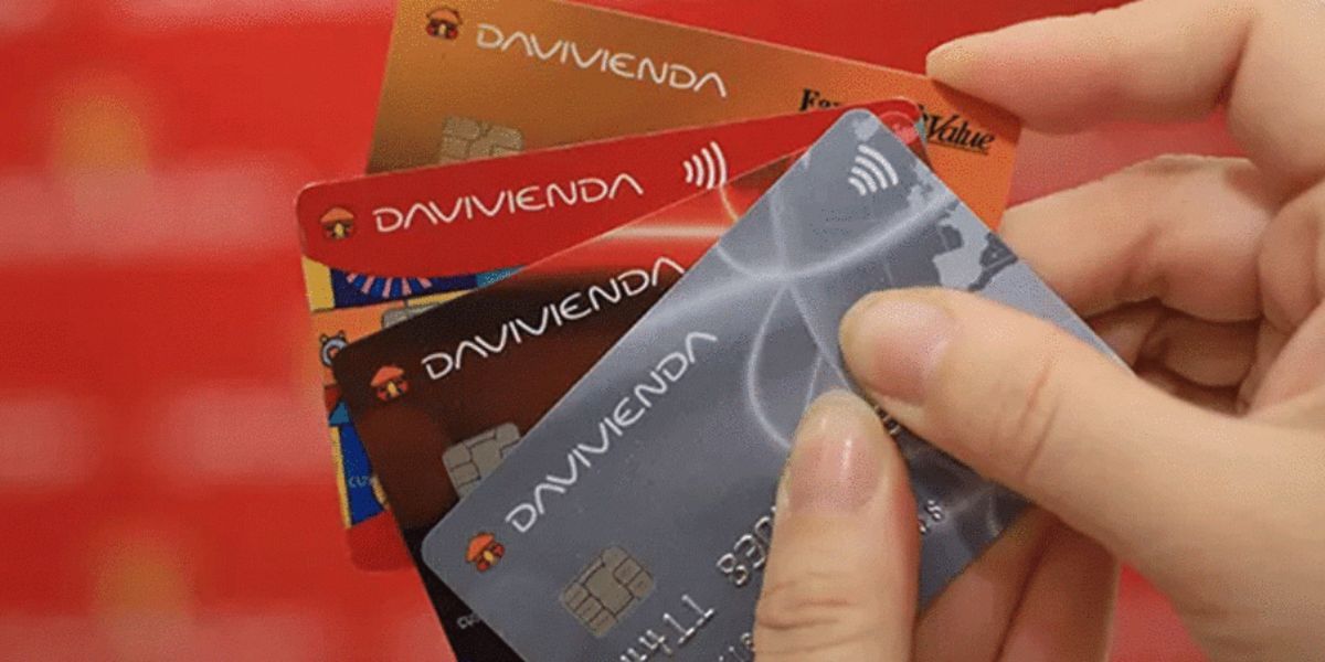 Foto: credilinea.co. Hasta noviembre pasado, en Colombia había 16,09 millones de tarjetas de crédito vigentes.