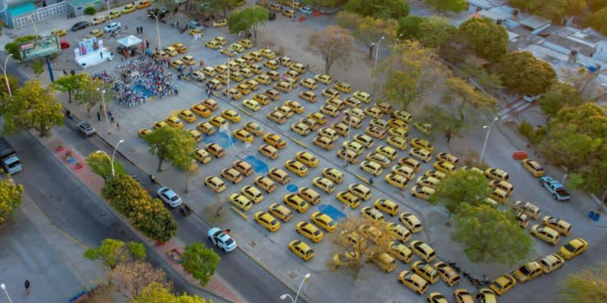 Alcaldía. Lanzamiento de la app 'Buen taxi'