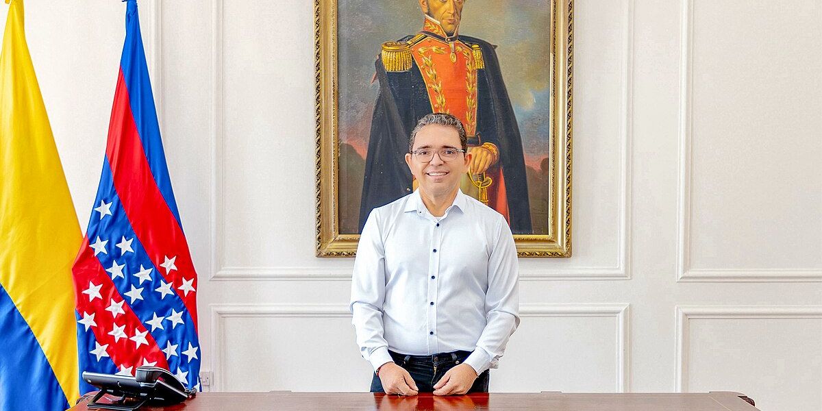 Rafael Martínez gobernador del magdalena. 