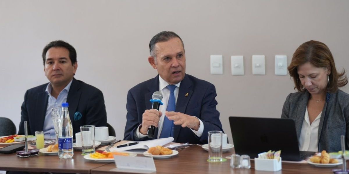 Cortesía Efraín Cepeda, presidente del Congreso