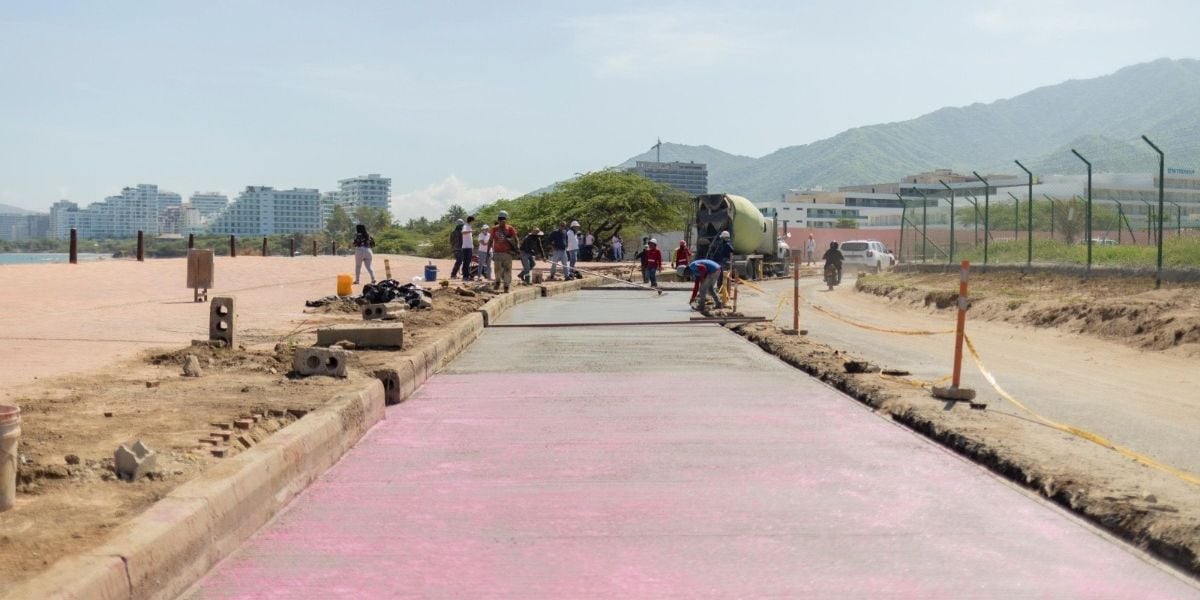 Vía del Aeropuerto Internacional Simón Bolívar de Santa Marta
