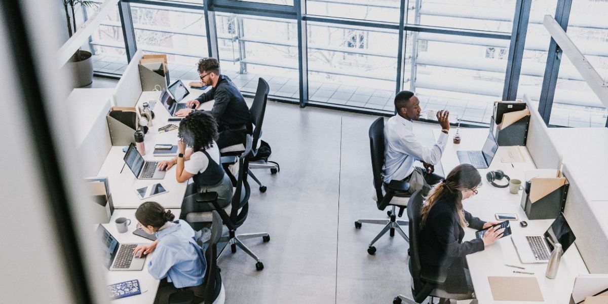 Nueva jornada laboral y recargos nocturnos mejoran ingresos de trabajadores colombianos desde este 15 de julio