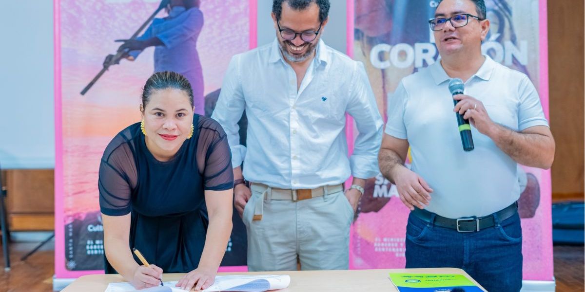 Cortesía Firma de convenio entre Unimagdalena y el Archivo General de la Nación.