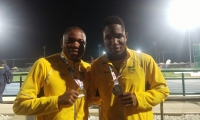 Jhon Murillo y Divie Murillo, hermanos que compiten en el salto triple del atletismo.