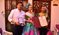 Condecoración en el Grado de Comendador