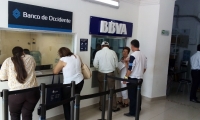 Bancos ubicados en la Unidad de Rentas - Imagen de ilustración.