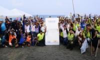Cientos de voluntarios se sumaron a la causa