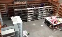 Así quedó el local que saquearon en Bogotá.
